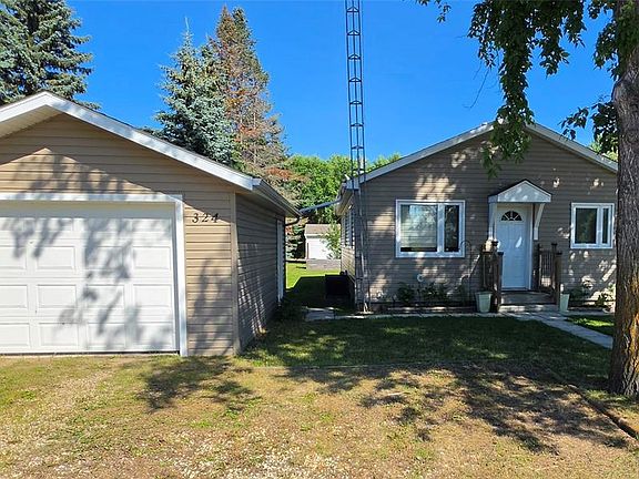 2nd image of 324 Laing STREET