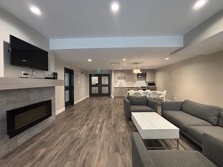 4690 Hawk Ln #312 — Photo 7