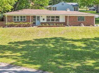 718 E Red Rd, Independence, MO 64055