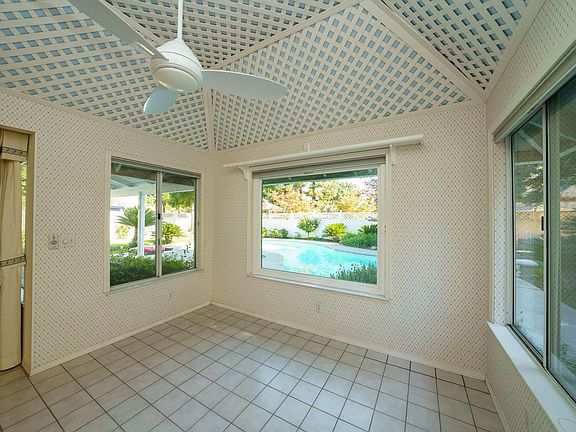 5th image of 1509 W Alluvial Ave