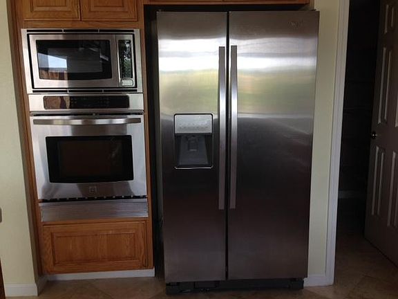 3rd image of 11866 Woodhill Ct
