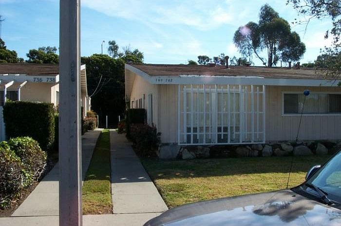 1st image of 742 Sidonia Ave