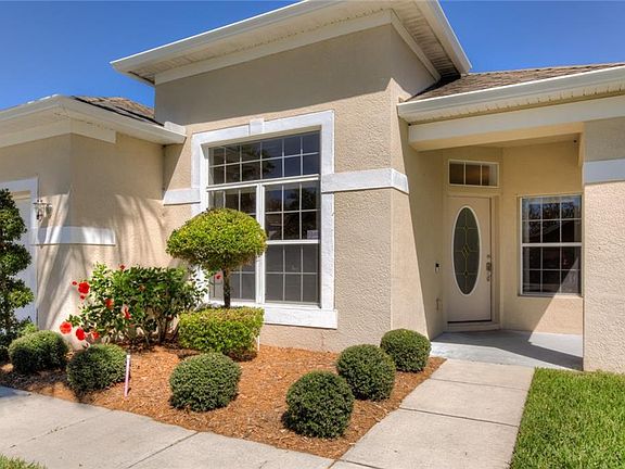 5th image of 9632 Heron Pointe Dr