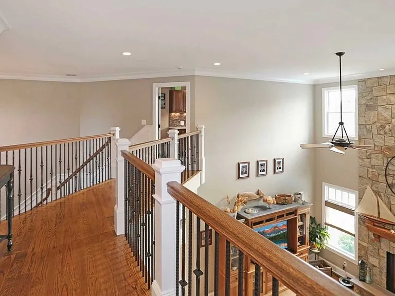 43 Shore Rd — Photo 16