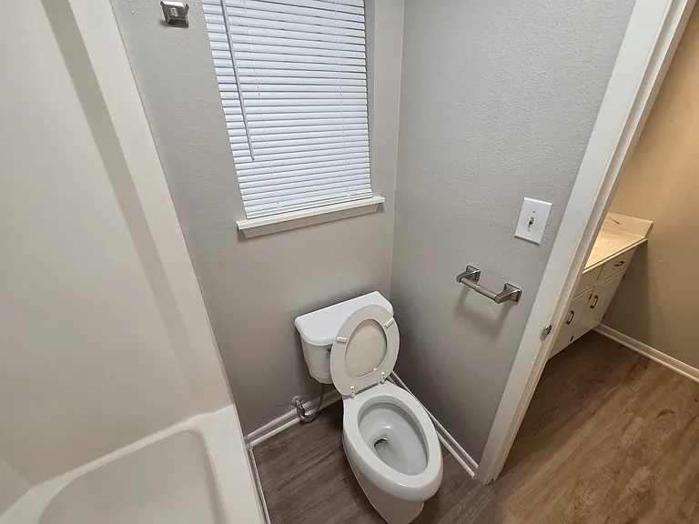 807 Hudler St — Photo 14
