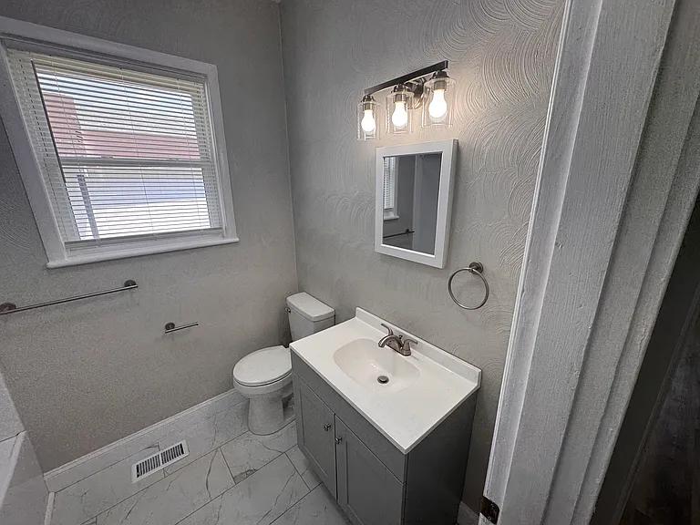 13 Magnolia Pl — Photo 9
