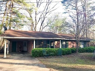 157 W 8th St, Pontotoc, MS 38863