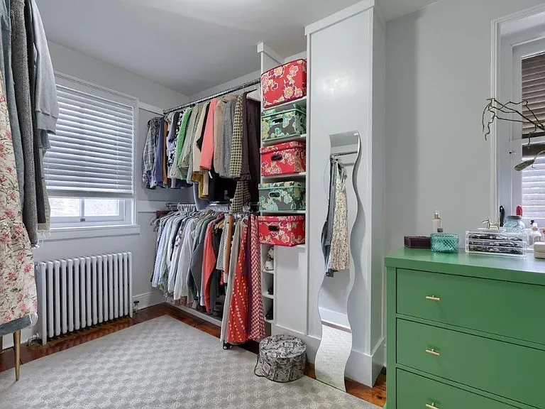 2047 Jarvis Rd — Photo 32