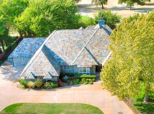 5721 Country Club Ter, Edmond, OK 73025