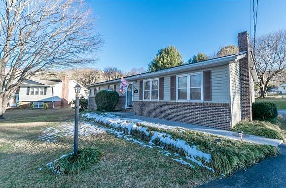 1st image of 1306 Cobblestone Ct