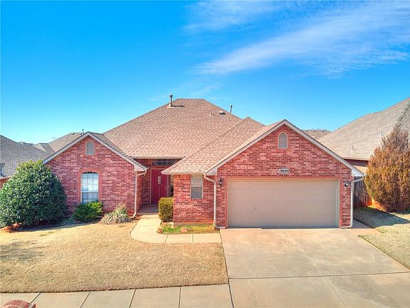 4th image of 17025 Woodvine Dr
