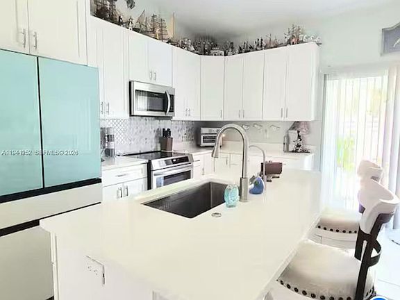 4th image of 562 Flamingo Rd