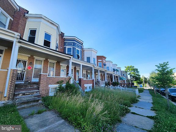 2nd image of 1717 N Pulaski St