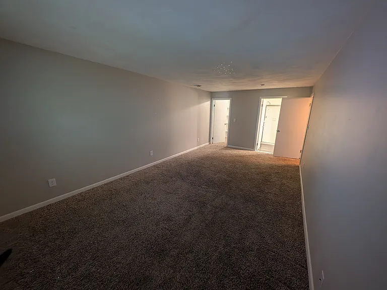 16 Brookside Ave #12 — Photo 4