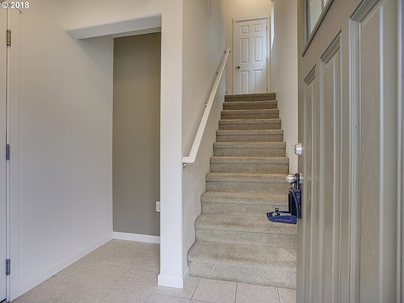 5th image of 15245 SW Mallard Dr Suite 104