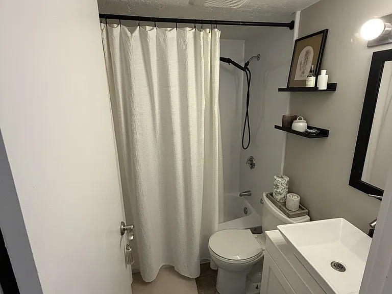 3 Cypress Rd #304 — Photo 8