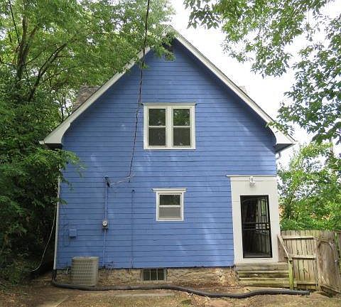 3rd image of 303 S Boeke St