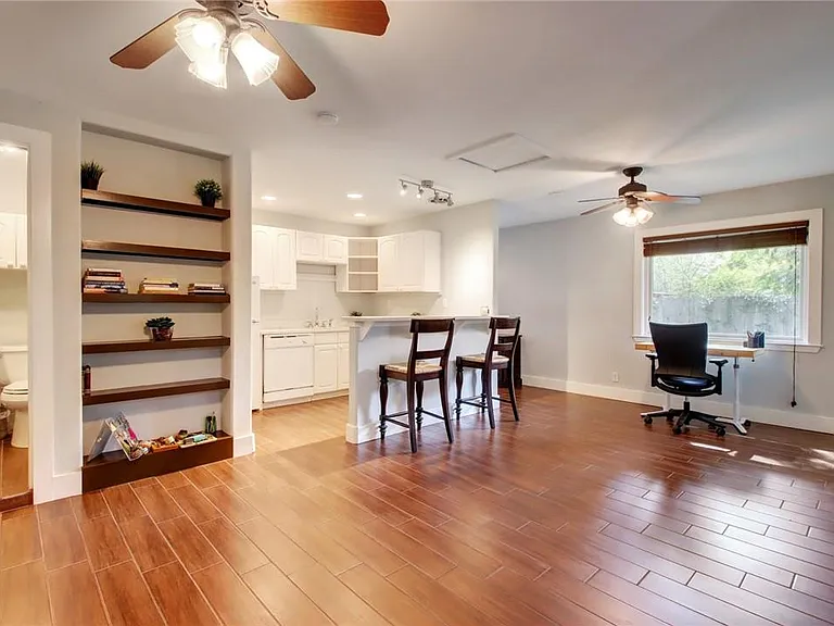 1211 Payne Ave #B — Photo 8