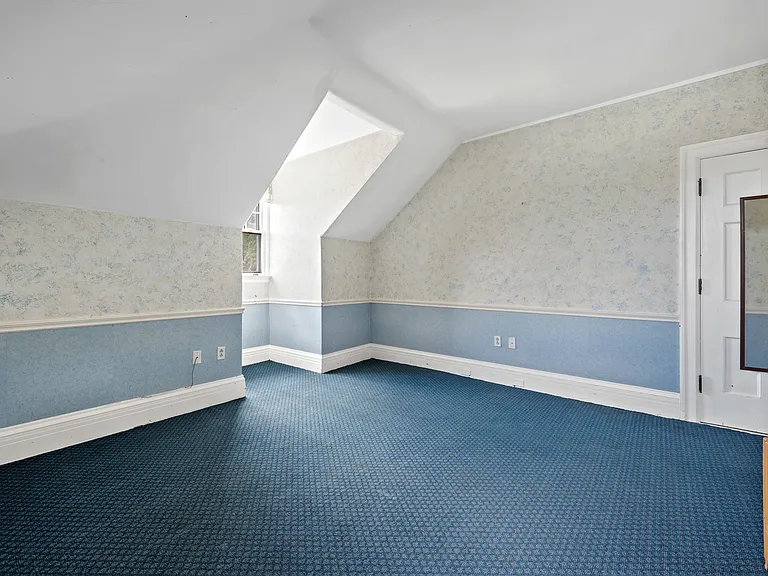 7 Oak St — Photo 27