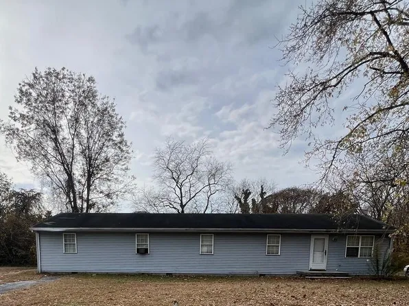 304 Elizabeth Ave, Fruitland, MD 21826