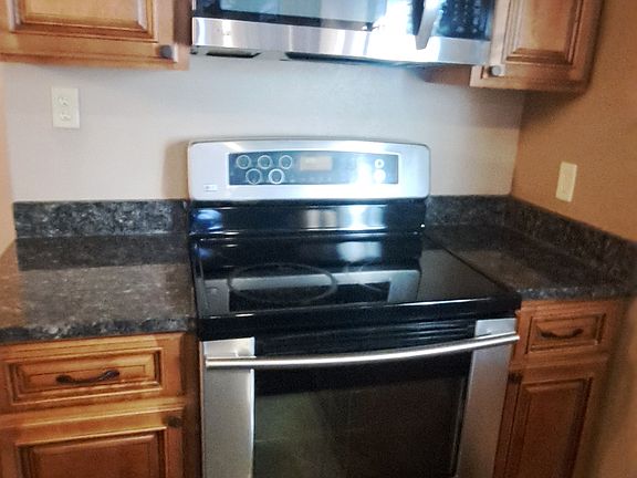 3rd image of 4713 Marjorie Ln