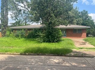 1800 Cambridge St, Bossier City, LA 71112