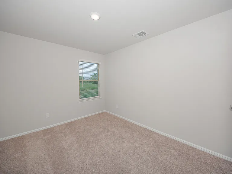 13156 Zion Dr — Photo 9