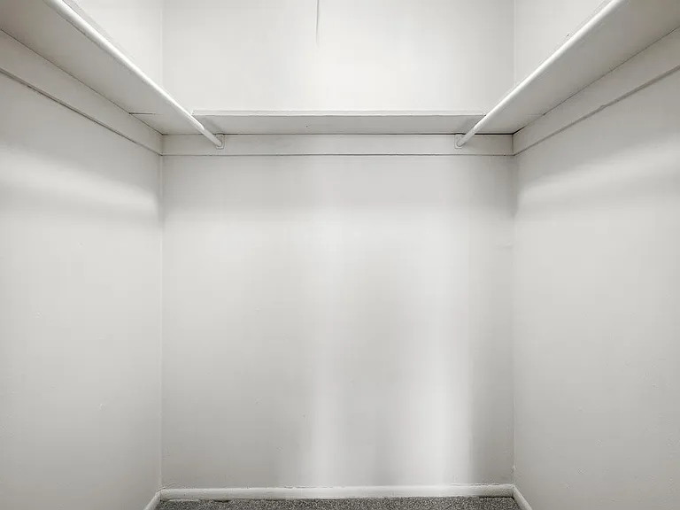 24-web-or-mls-apartment-1-10
