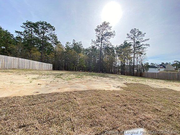 4th image of 290 Georgia Dr