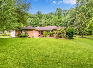 616 Bowman Bend Rd, Harriman, TN 37748