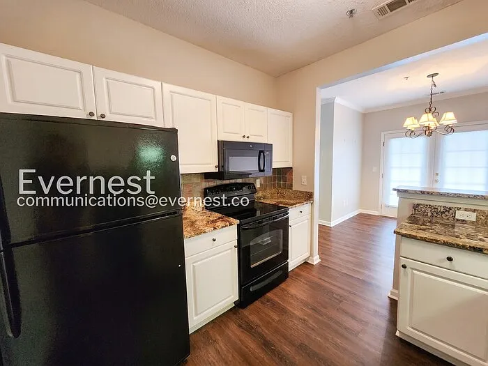 205 Spring Heights Ln SE #2 — Photo 5