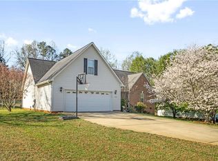 2287 Loflin Farlow Ln, Sophia, NC 27350