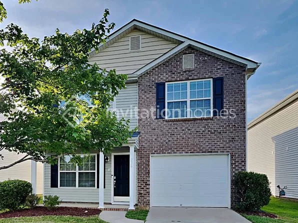 236 Hunslet Cir, Charlotte, NC 28206