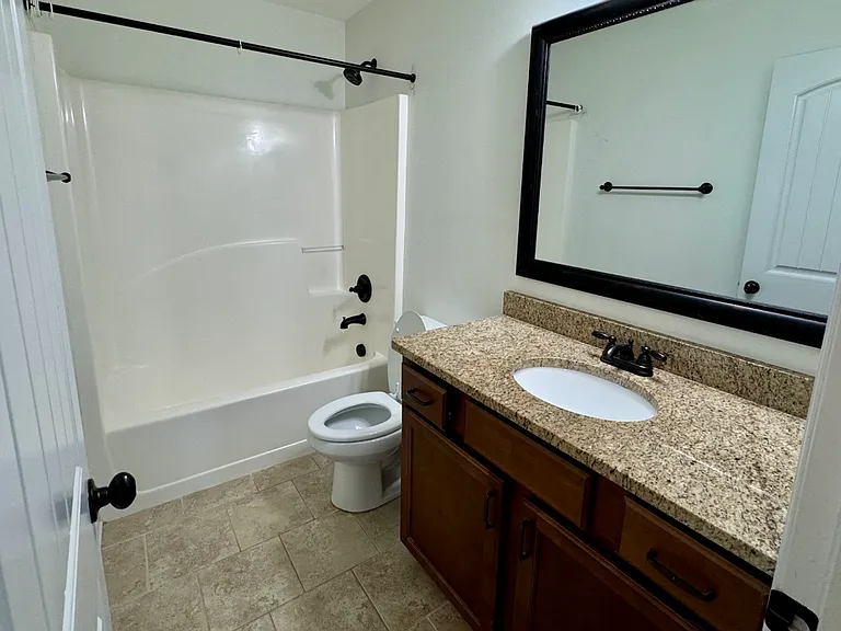 5464 Everlook Cir — Photo 8