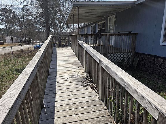 4th image of 118 Wellington Rd