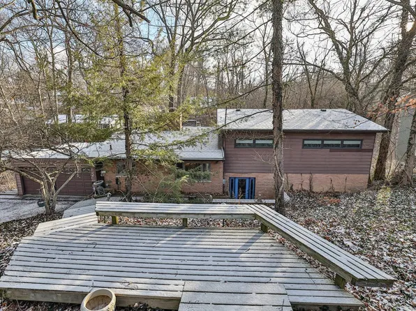 922 Oregon Trl, Cincinnati, OH 45215
