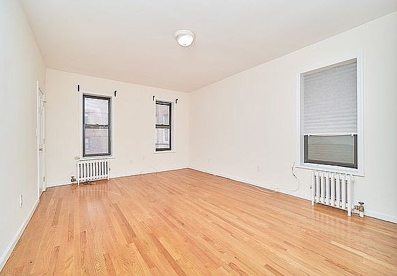 5th image of 319 E 95th St APT 12