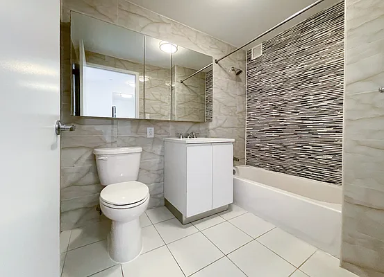 Rented by Kahen Properties | media 26