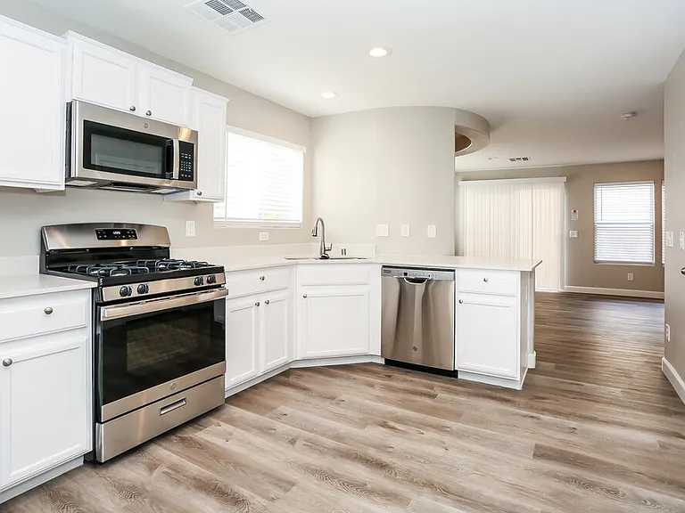 8013 Indian Blanket St — Photo 7
