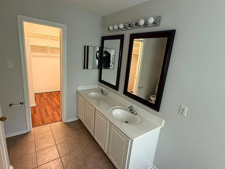 35 Ledgestone Pl — Photo 18