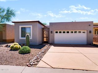 262 Market Cir, Tubac, AZ 85646