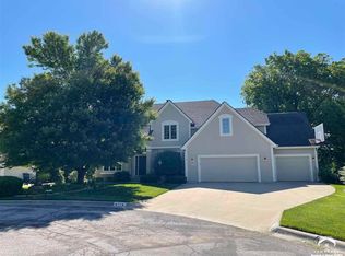 4716 Killarney Cir, Lawrence, KS 66047