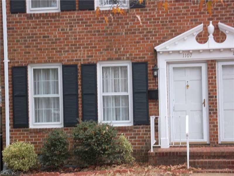 1st image of 1105 Cypress Ave