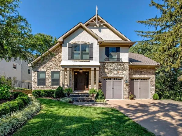 3946 Devonshire Dr, Cincinnati, OH 45226