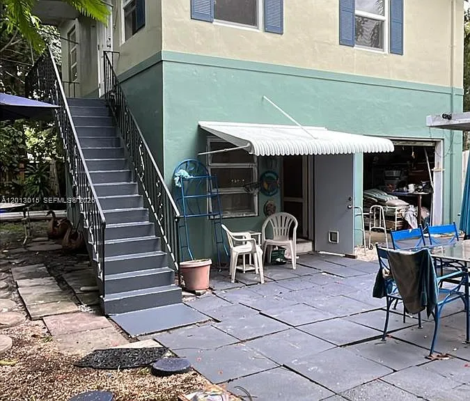 834 SW 11th St #C — Photo 2