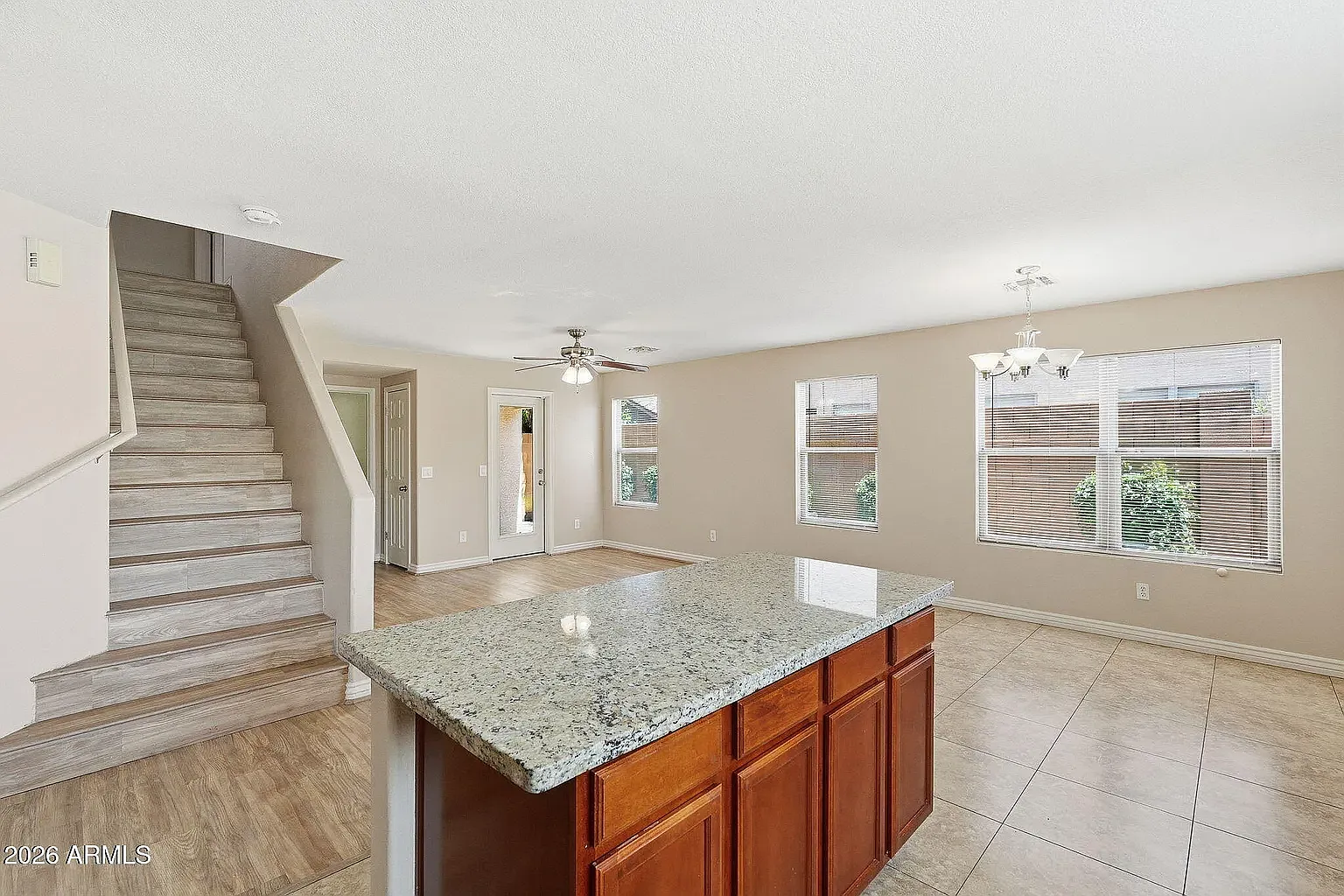4 bed, 2341 sqft, $2,549 — Photo 3