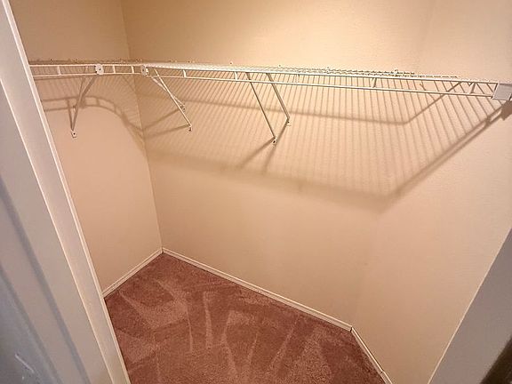 5th image of 2218 NE Carrie Ln
