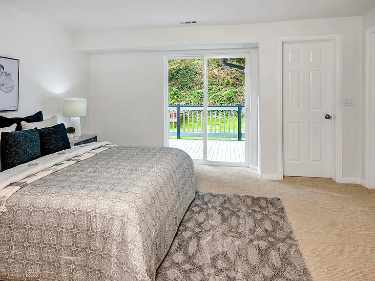 535 SW Ellerwood St #B — Photo 33