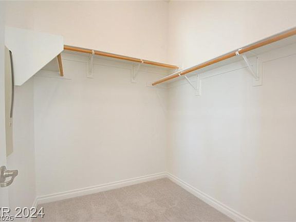 5th image of 4736 Killington St