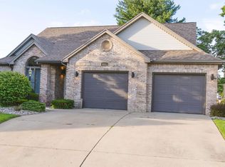 54126 Pebblestone Ln, Elkhart, IN 46514